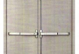 帶平推防火鎖防火門